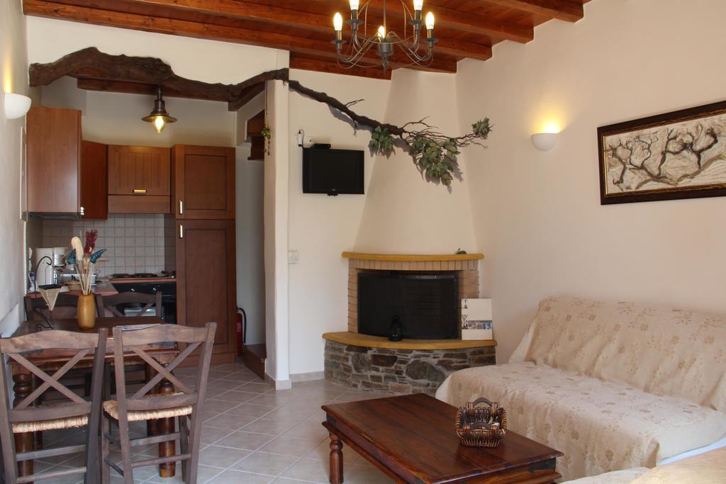 Appartement Axahas à Mési Extérieur photo